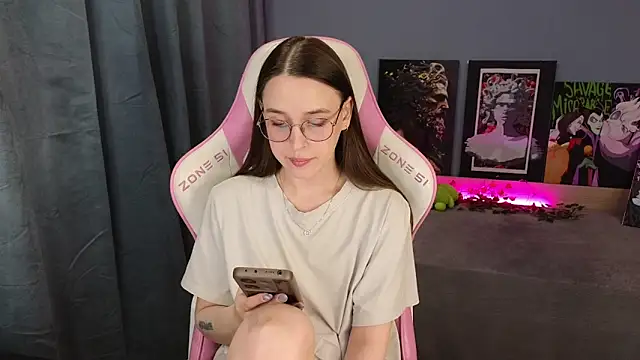 Snapshot of Sweet_frosti chatting on June 5, 2026, 3:22 am Sweet frosti online show from June 5, 2026, 3:22 am