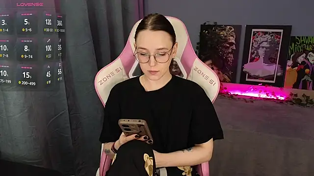 Sweet frosti online show from April 12, 2026, 4:05 am