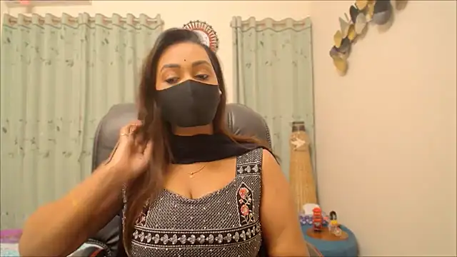 OH-Monica online show from December 15, 2025, 8:47 pm