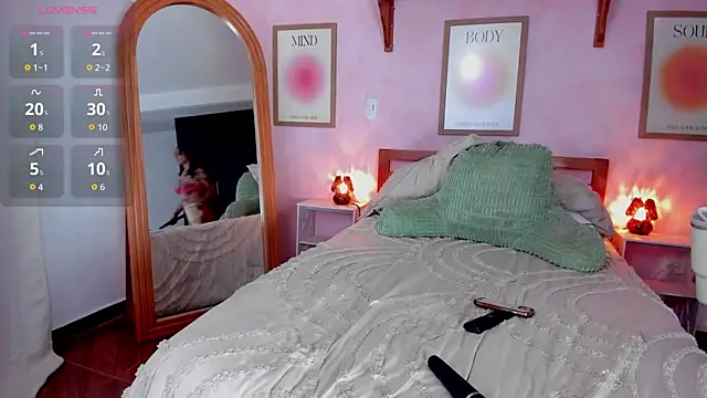 AliceBanks online show from January 9, 2026, 11:06 am