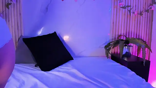 Snapshot of AdammClark1 chatting on September 17, 2025, 9:39 pm AdammClark1 online show from September 17, 2025, 9:39 pm