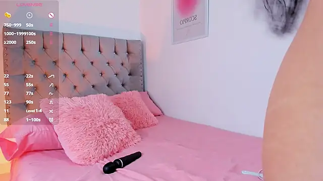 MafeOlimpo online show from October 18, 2025, 8:00 pm