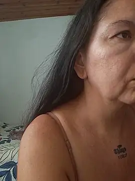 Gimena41 online show from April 6, 2026, 6:20 pm