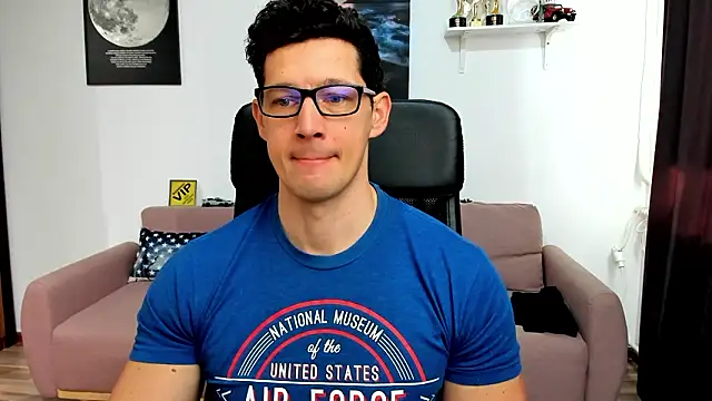 Snapshot of BrutusK08 chatting on February 3, 2026, 8:52 am BrutusK08 online show from February 3, 2026, 8:52 am