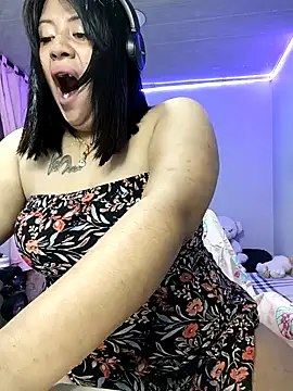 Snapshot of KATYGONZALEZ chatting on January 26, 2025, 2:35 am KATYGONZALEZ online show from January 26, 2025, 2:35 am