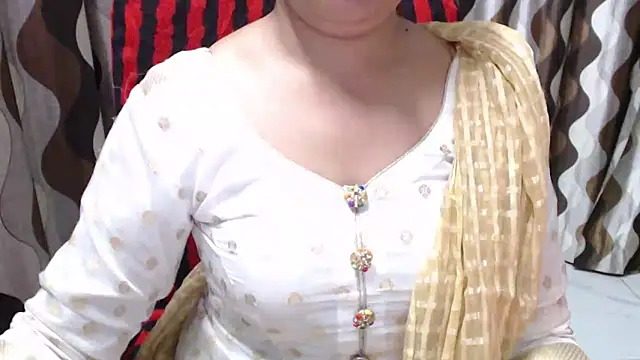 Snapshot of Kaur_Jannat chatting on February 7, 2025, 6:56 pm Kaur Jannat online show from February 7, 2025, 6:56 pm