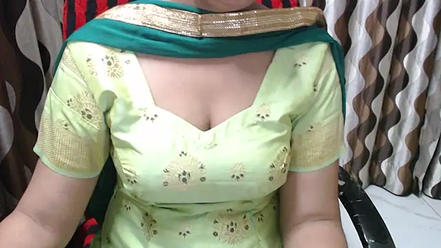 Snapshot of Kaur_Jannat chatting on February 22, 2025, 9:59 pm Kaur Jannat online show from February 22, 2025, 9:59 pm