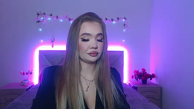 StacyYellig online show from April 14, 2026, 8:47 pm