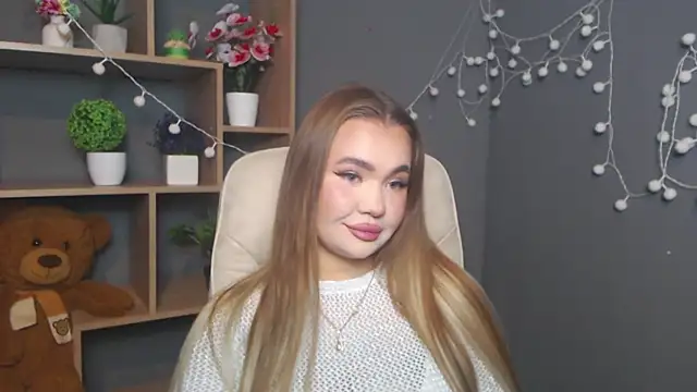 StacyYellig online show from February 7, 2026, 10:18 pm