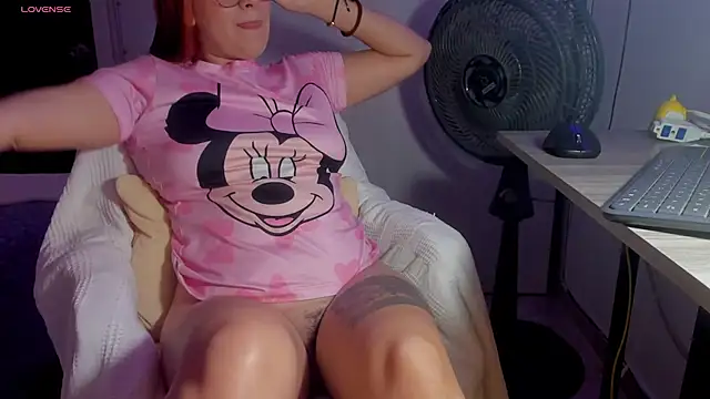 Snapshot of eva__xox chatting on February 16, 2026, 9:34 pm eva xox online show from February 16, 2026, 9:34 pm