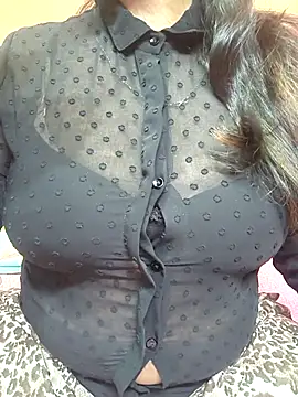 Snapshot of CUTE_SOPHIA- chatting on March 8, 2025, 6:37 pm CUTE SOPHIA- online show from March 8, 2025, 6:37 pm