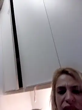 garotasexual online show from June 22, 2026, 8:33 am