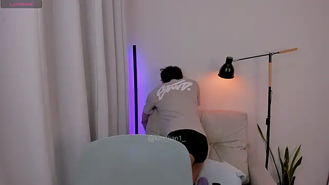 kim lian21 online show from October 3, 2025, 11:01 am