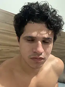 pedrovkr3 online show from December 2, 2024, 2:15 am