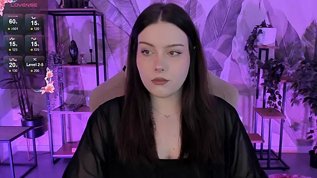 Snapshot of CoralineKeyns chatting on October 17, 2025, 5:44 am CoralineKeyns online show from October 17, 2025, 5:44 am