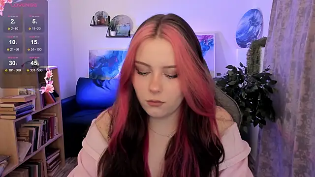 CoralineKeyns online show from April 16, 2026, 5:08 am