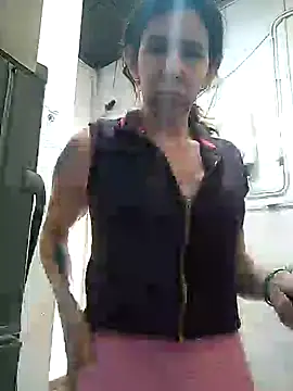 Cameron puppy online show from March 6, 2026, 6:36 pm