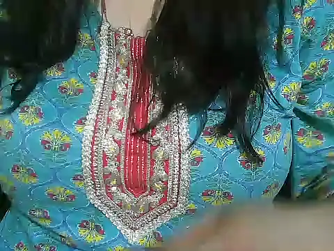 Snapshot of rehana_housewife chatting on July 14, 2026, 10:21 am rehana housewife online show from July 14, 2026, 10:21 am