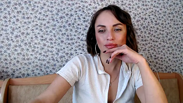 Snapshot of Tinadream20 chatting on June 26, 2026, 8:53 am Tinadream20 online show from June 26, 2026, 8:53 am