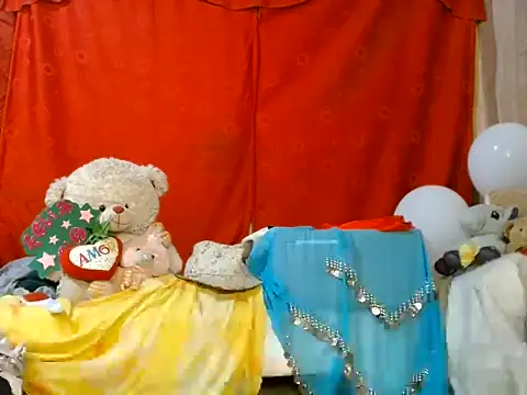 Snapshot of hottieperla chatting on July 17, 2026, 7:33 pm hottieperla online show from July 17, 2026, 7:33 pm