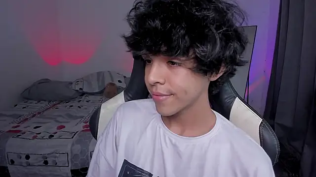 Alan26  online show from February 2, 2026, 6:34 am