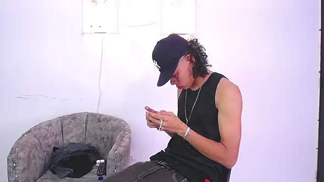 Harry jhonsson online show from March 23, 2025, 4:05 am