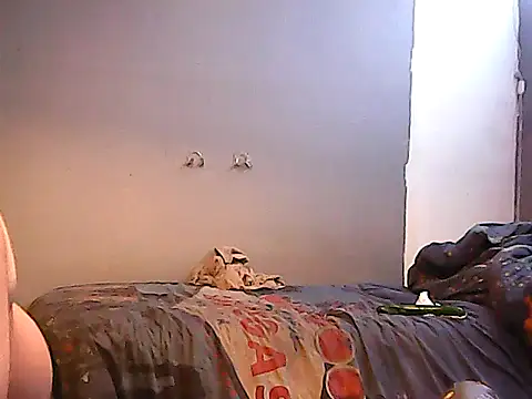 Snapshot of twinkerbell344 chatting on October 22, 2025, 8:03 am twinkerbell344 online show from October 22, 2025, 8:03 am