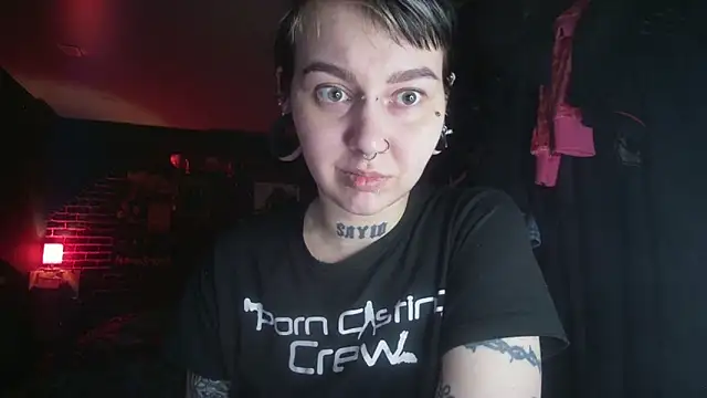 MoorderxDoll online show from March 16, 2025, 12:11 pm