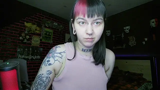 MoorderxDoll online show from March 16, 2026, 7:38 pm