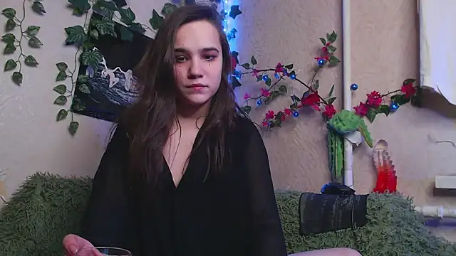 Tiny Witch online show from March 19, 2025, 10:53 pm