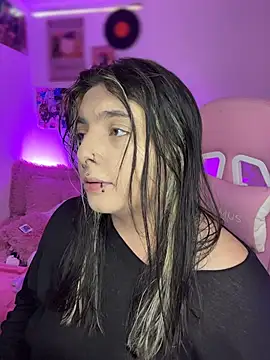 Sachi Meow online show from February 13, 2026, 6:52 pm