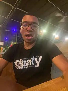Aaronblack1  online show from May 19, 2026, 11:56 pm