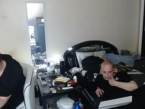 Terizizz online show from April 10, 2026, 9:11 pm