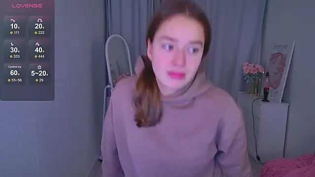 LovelyJessie online show from January 13, 2026, 1:37 pm