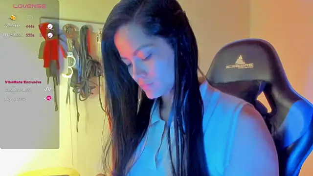 Snapshot of scarlet-kennedy98 chatting on April 28, 2026, 8:57 pm scarlet-kennedy98 online show from April 28, 2026, 8:57 pm