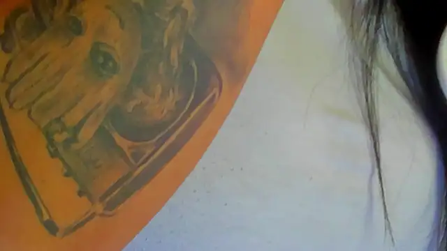 Snapshot of scarlet-kennedy98 chatting on November 18, 2025, 6:22 pm scarlet-kennedy98 online show from November 18, 2025, 6:22 pm