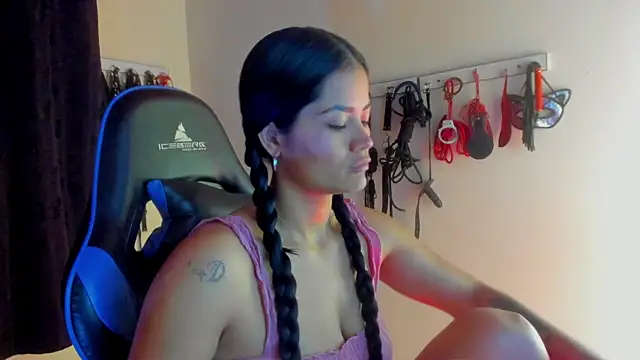 Snapshot of scarlet-kennedy98 chatting on November 3, 2025, 8:45 pm scarlet-kennedy98 online show from November 3, 2025, 8:45 pm