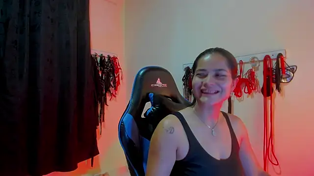 Snapshot of scarlet-kennedy98 chatting on October 24, 2025, 12:42 am scarlet-kennedy98 online show from October 24, 2025, 12:42 am