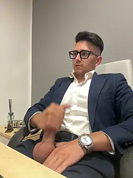 Snapshot of masterboss_ chatting on September 30, 2025, 11:27 am masterboss  online show from September 30, 2025, 11:27 am