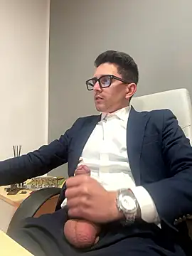 Snapshot of masterboss_ chatting on January 13, 2026, 1:26 pm masterboss online show from January 13, 2026, 1:26 pm