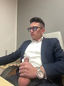 Snapshot of masterboss_ chatting on February 27, 2026, 1:11 pm masterboss online show from February 27, 2026, 1:11 pm