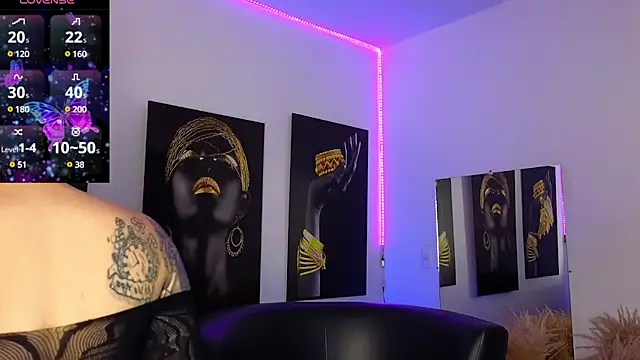  brenna hanson online show from March 11, 2025, 6:52 pm