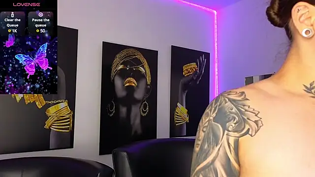  brenna hanson online show from March 7, 2025, 7:38 pm