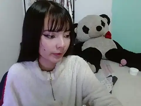  annie rosse online show from December 19, 2025, 7:27 pm