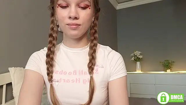 CutieBeauty online show from September 20, 2025, 9:47 am