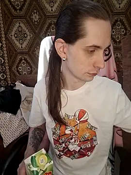 Nikki Sandy online show from February 24, 2025, 5:11 am