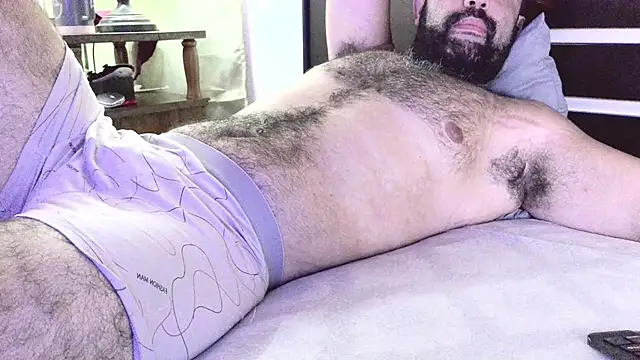 Snapshot of machoathome chatting on March 15, 2025, 10:44 pm machoathome online show from March 15, 2025, 10:44 pm