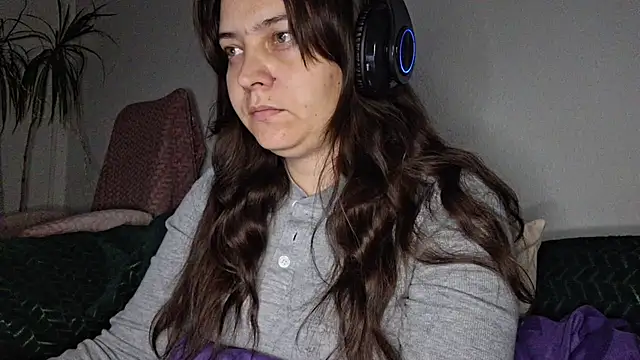 Snapshot of Cyndee_Winter chatting on October 29, 2025, 6:29 pm Cyndee Winter online show from October 29, 2025, 6:29 pm