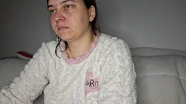 Snapshot of Cyndee_Winter chatting on October 26, 2025, 8:09 pm Cyndee Winter online show from October 26, 2025, 8:09 pm