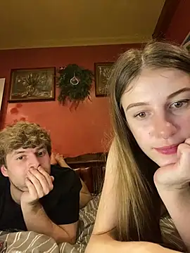  Kamax69  online show from February 12, 2026, 8:52 pm